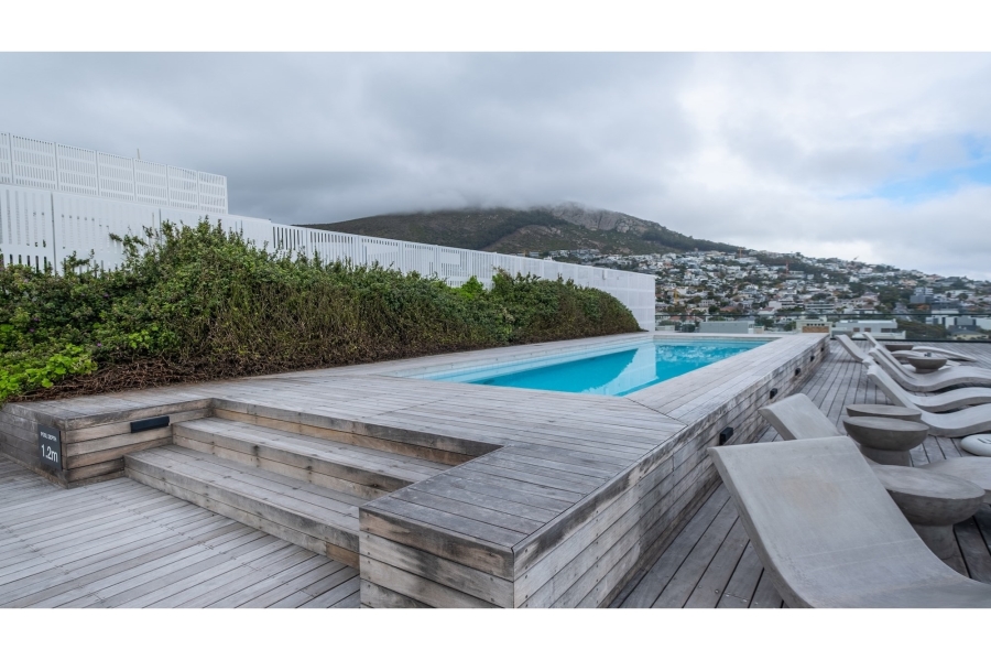 To Let 1 Bedroom Property for Rent in Sea Point Western Cape